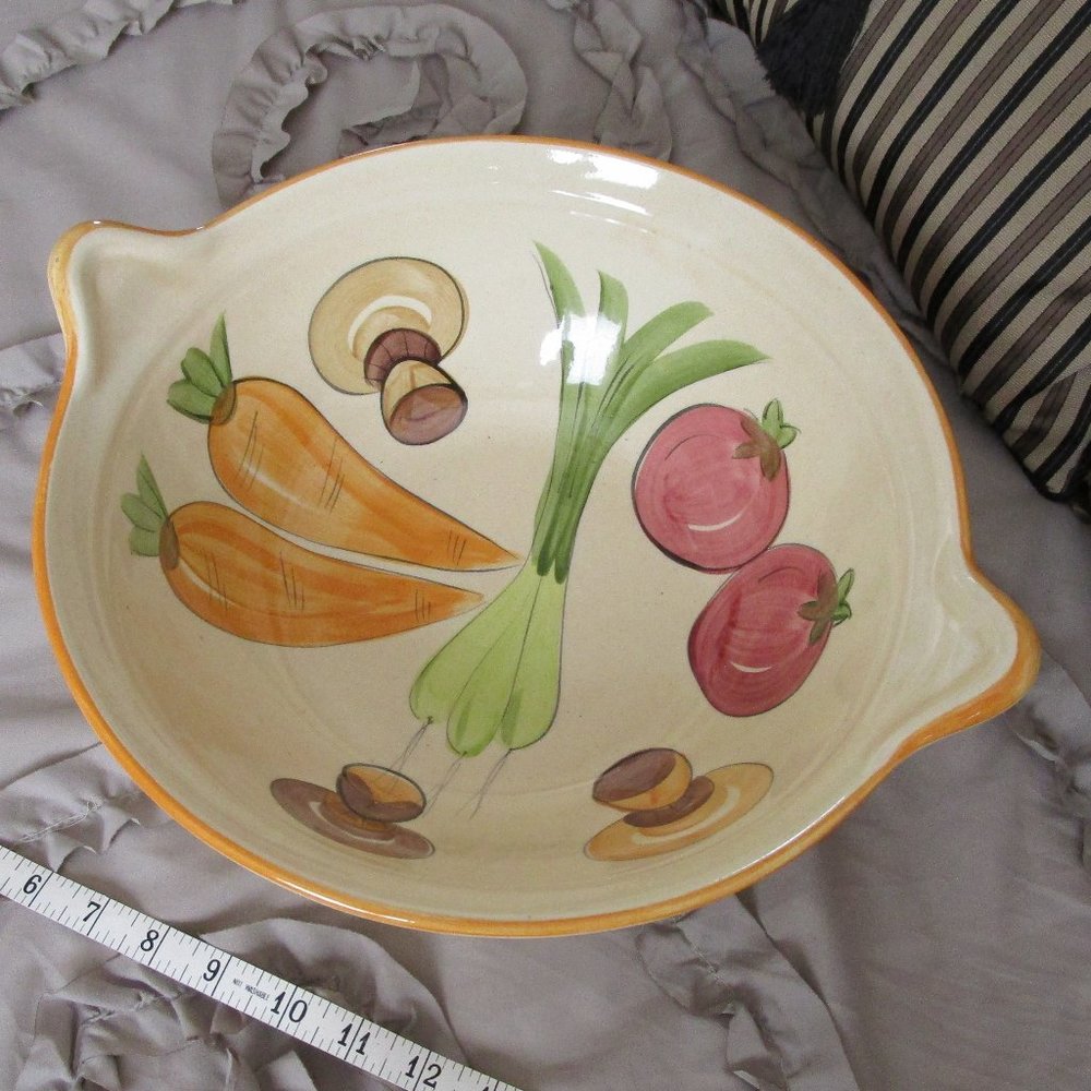 vintage Los Angeles Potteries bowl